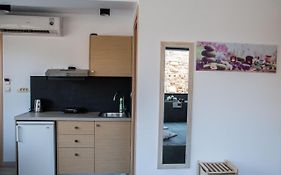 Kastren Rooms